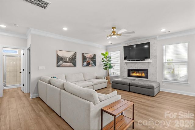 116 Summerhill Drive, Mooresville, NC 28115