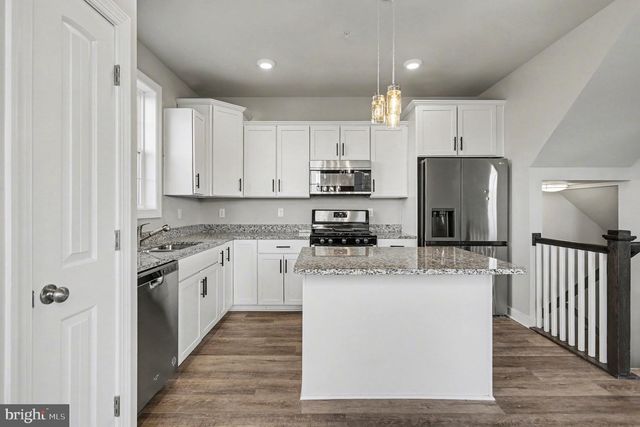 246 HUDSON BLVD, Red Lion, PA 17356