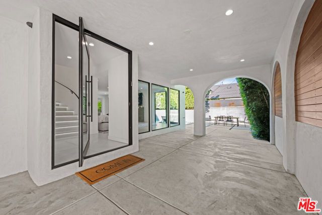 201 S Bedford Drive, Beverly Hills, CA 90212