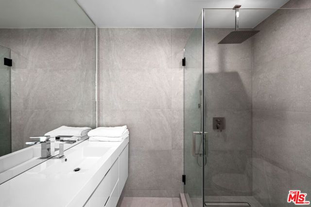 201 S Bedford Drive, Beverly Hills, CA 90212