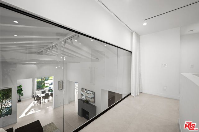 201 S Bedford Drive, Beverly Hills, CA 90212