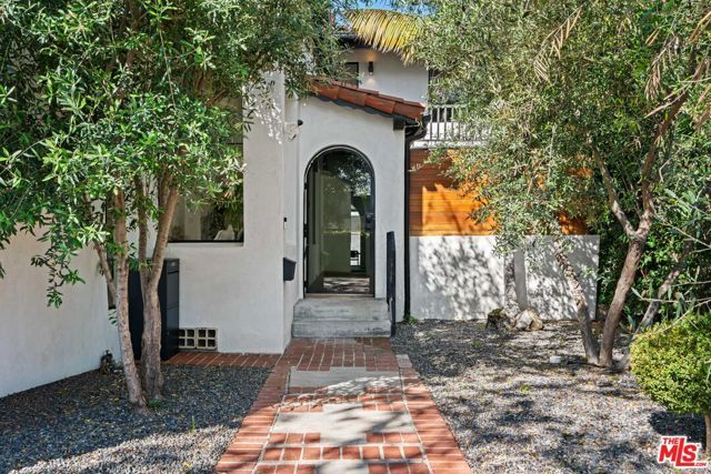 201 S Bedford Drive, Beverly Hills, CA 90212