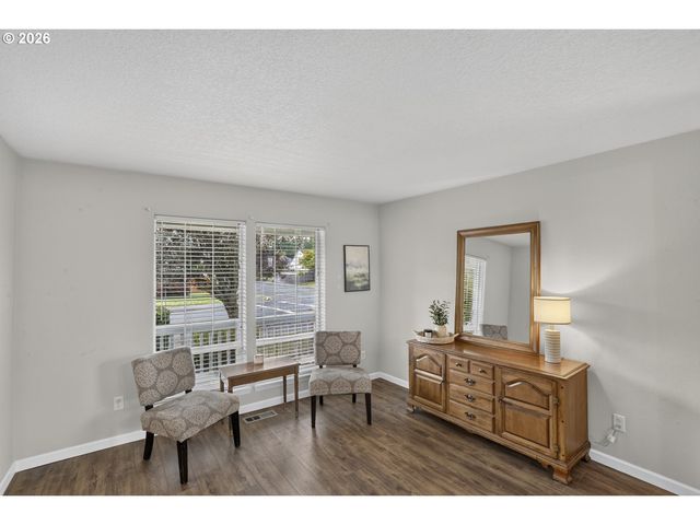 34703 ALPINE Ave, St Helens, OR 97051