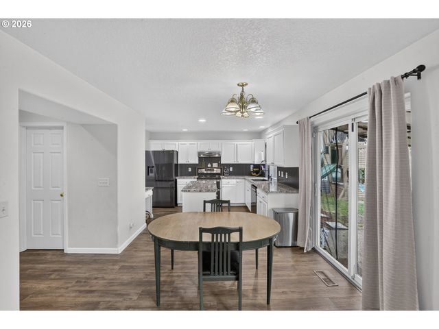 34703 ALPINE Ave, St Helens, OR 97051