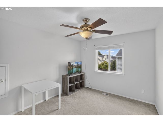 34703 ALPINE Ave, St Helens, OR 97051