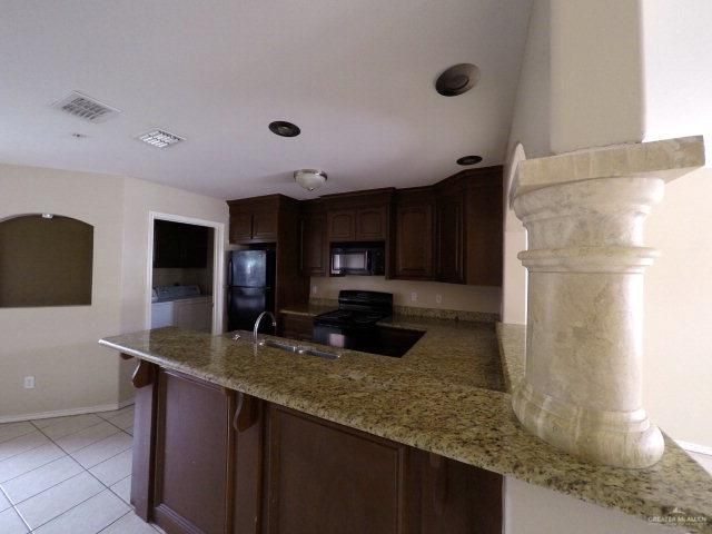 400 S 49th Street 3, Mcallen, TX 78501