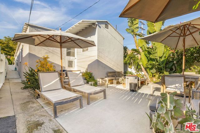 2464 Ocean Park Boulevard, Santa Monica, CA 90405