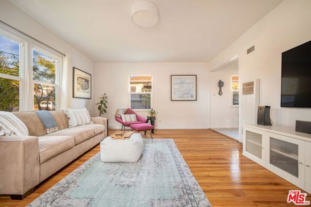 2464 Ocean Park Boulevard, Santa Monica, CA 90405