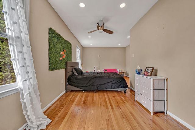 8127 Ashton LN, Roanoke, VA 24019