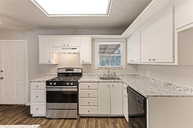 4713 Laverda Drive, Haltom City, TX 76117