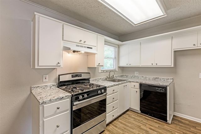 4713 Laverda Drive, Haltom City, TX 76117