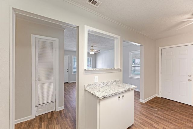4713 Laverda Drive, Haltom City, TX 76117