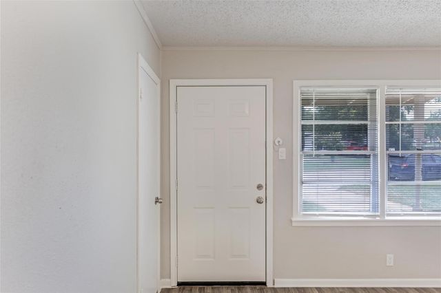 4713 Laverda Drive, Haltom City, TX 76117