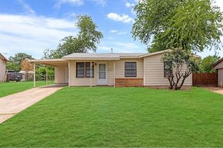 4713 Laverda Drive, Haltom City, TX 76117