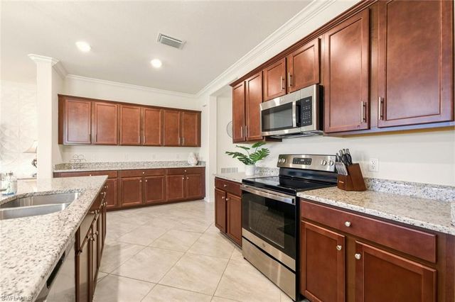 2275 Dancy ST, Naples, FL 34120