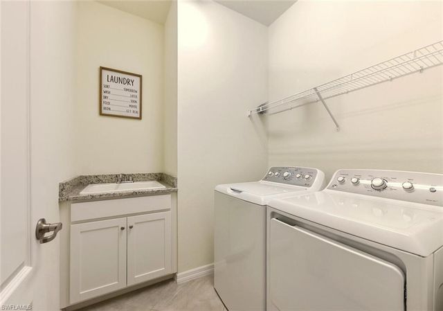 2275 Dancy ST, Naples, FL 34120