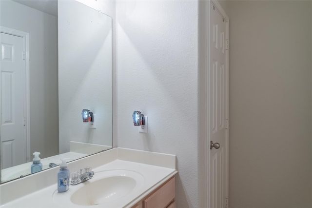 1187 Colt Creek Court, Alvin, TX 77511