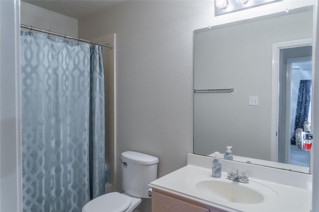 1187 Colt Creek Court, Alvin, TX 77511