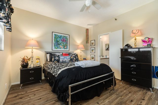7700 Seawall Boulevard 703, Galveston, TX 77551