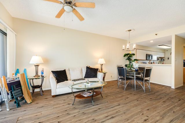 7700 Seawall Boulevard 703, Galveston, TX 77551