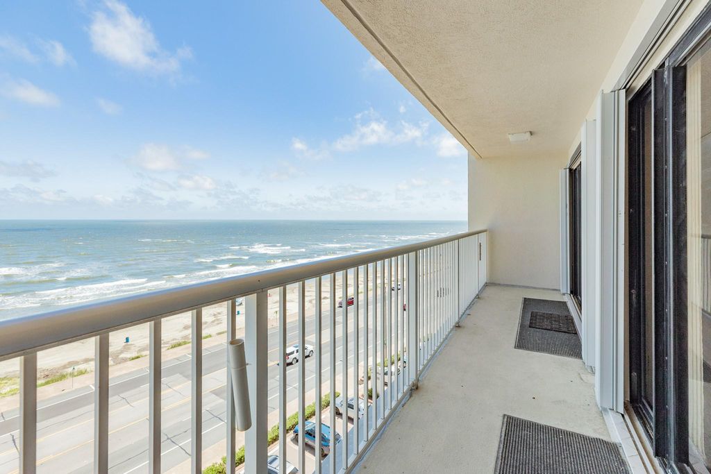7700 Seawall Boulevard 703, Galveston, TX 77551