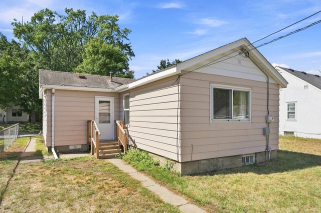 5210 Colfax Avenue N, Minneapolis, MN 55430