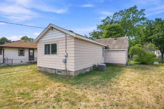 5210 Colfax Avenue N, Minneapolis, MN 55430