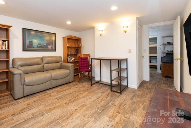 2888 Beaverdam Road, Canton, NC 28716