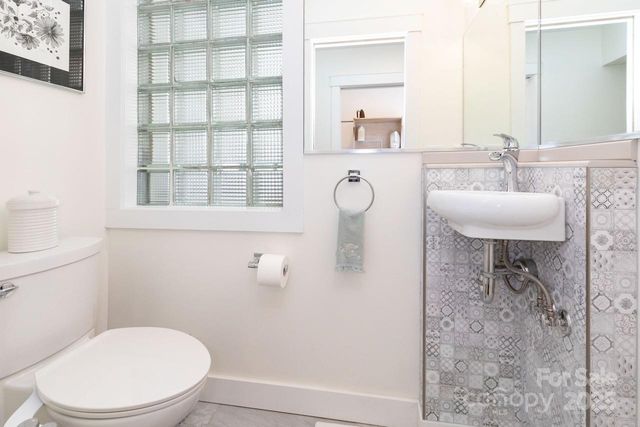 2888 Beaverdam Road, Canton, NC 28716