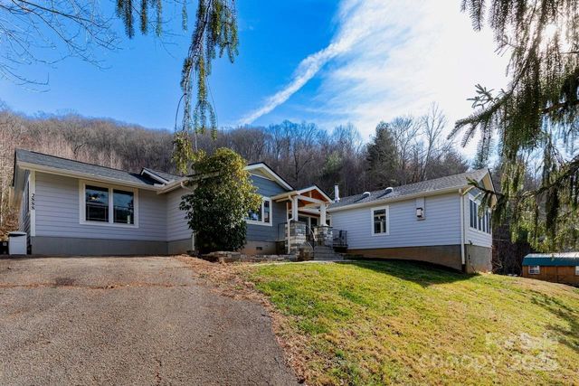 2888 Beaverdam Road, Canton, NC 28716