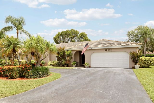 15821 Sedgewyck Circle N, Davie, FL 33331