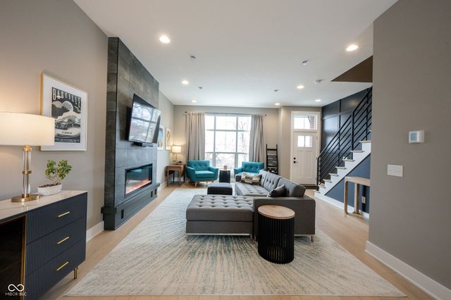 411 Jersey Street, Westfield, IN 46074