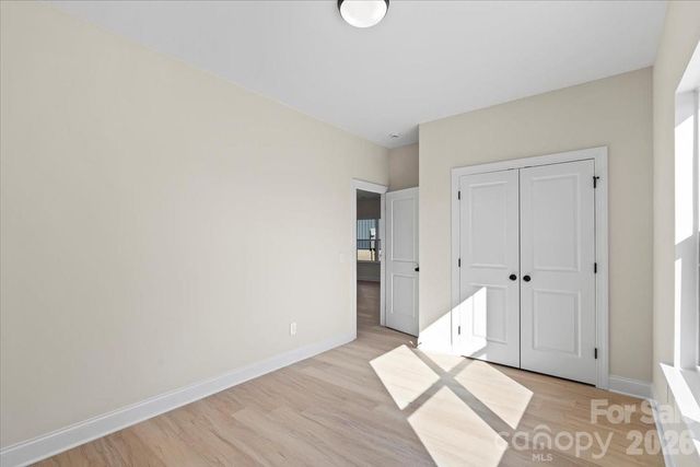 1562 7th Avenue Drive SW, Hickory, NC 28602