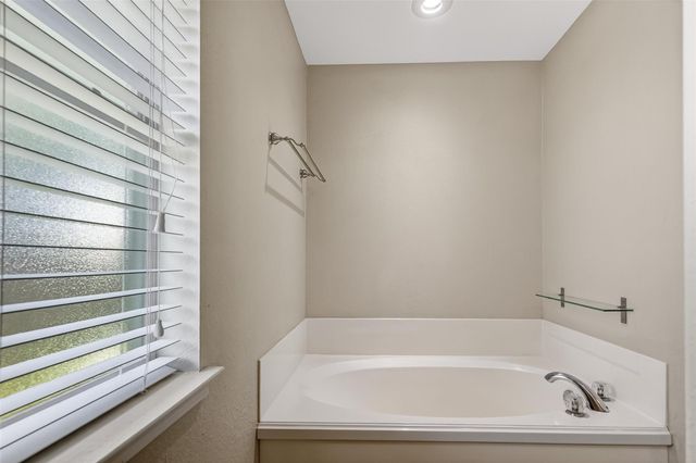 8223 Montego Bay Drive, Baytown, TX 77523