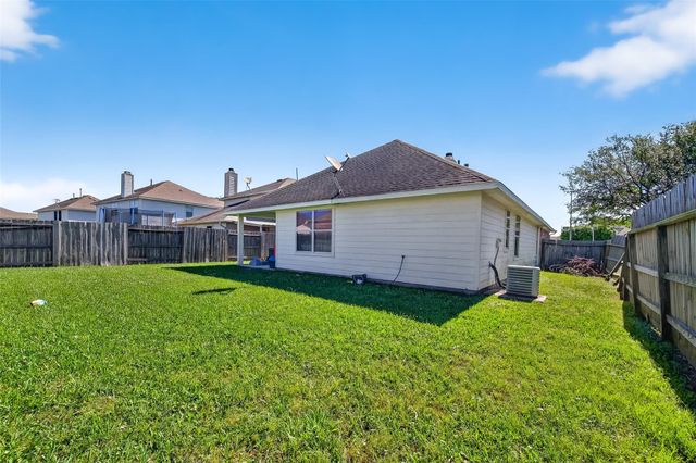 8223 Montego Bay Drive, Baytown, TX 77523
