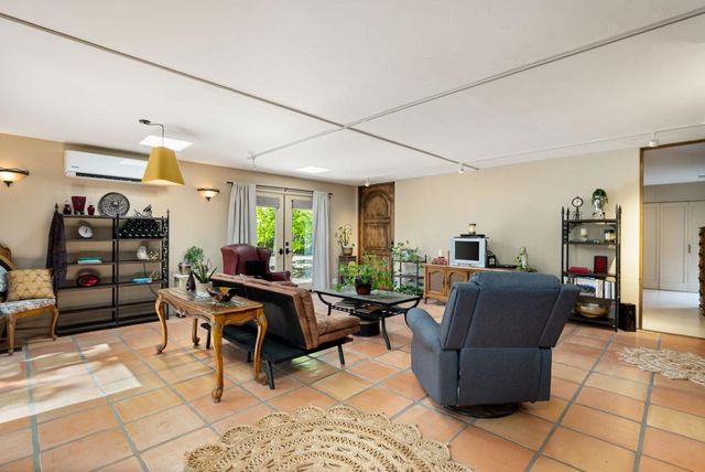 49305 Highway 74 176, Palm Desert, CA 92260