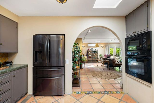 49305 Highway 74 176, Palm Desert, CA 92260