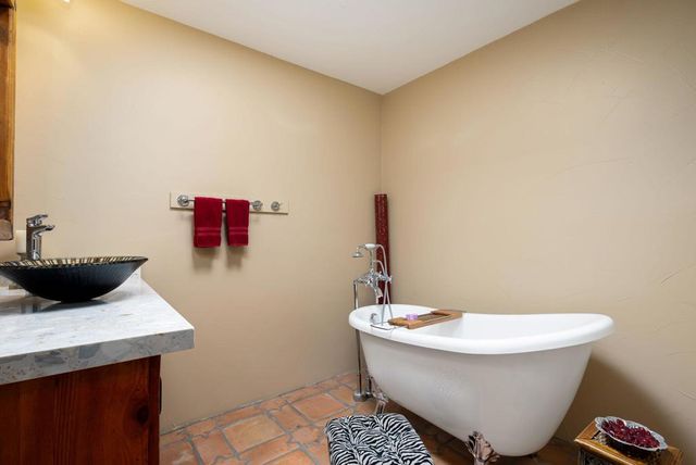 49305 Highway 74 176, Palm Desert, CA 92260