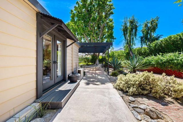 49305 Highway 74 176, Palm Desert, CA 92260