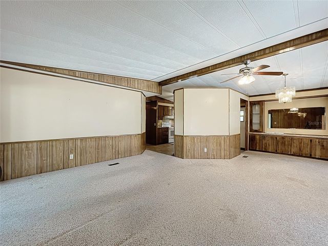 1440 NASSAU CIRCLE, Tavares, FL 32778