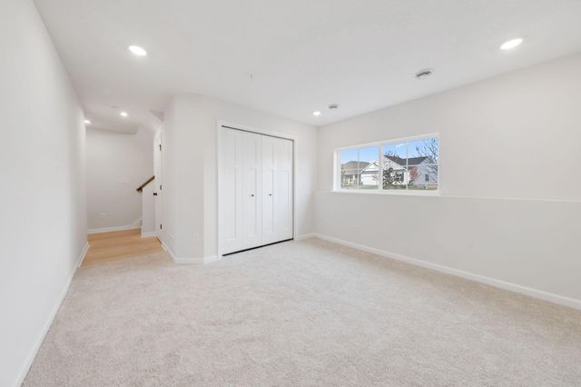 6730 Wildflower Way, Minnetrista, MN 55331