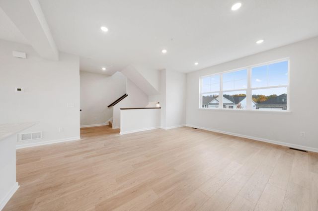 6730 Wildflower Way, Minnetrista, MN 55331