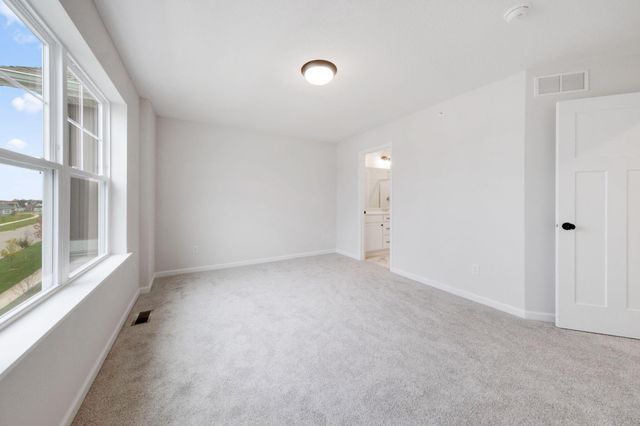 6730 Wildflower Way, Minnetrista, MN 55331