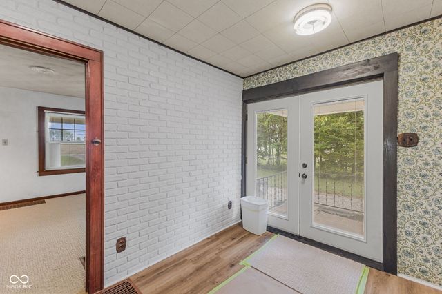 6725 Camby Road, Indianapolis, IN 46221