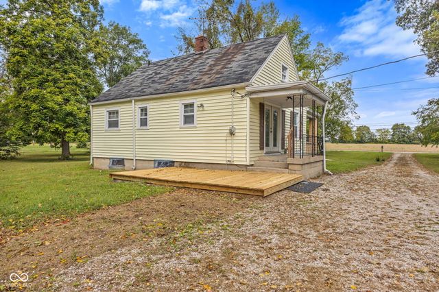 6725 Camby Road, Indianapolis, IN 46221