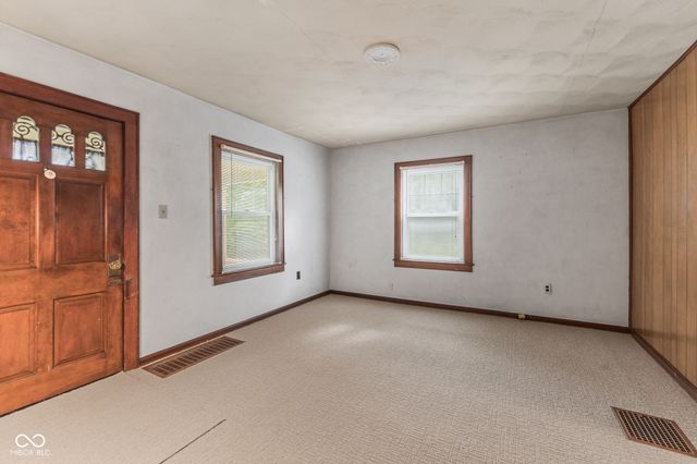 6725 Camby Road, Indianapolis, IN 46221
