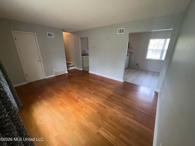 1778 Mississippi Valley Boulevard, Southaven, MS 38671