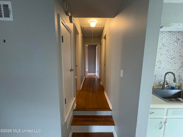 1778 Mississippi Valley Boulevard, Southaven, MS 38671