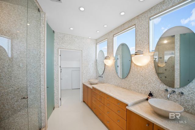 7276 Kiva Way, Gulf Shores, AL 36542