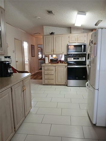 50989 HIGHWAY 27 184, Davenport, FL 33897